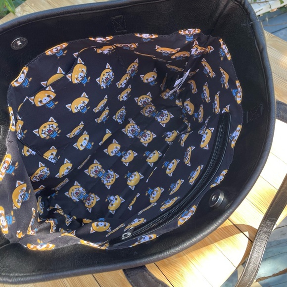 Loungefly Aggretsuko Black and Yellow Tote - Picture 5 of 12